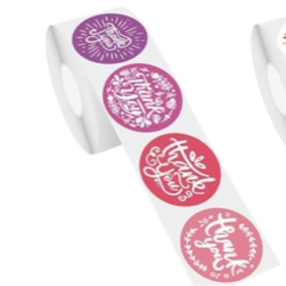 Thank You Sticker Labels 500 labels on roll. 1.5”x1.5” NWT Perfect for gifting